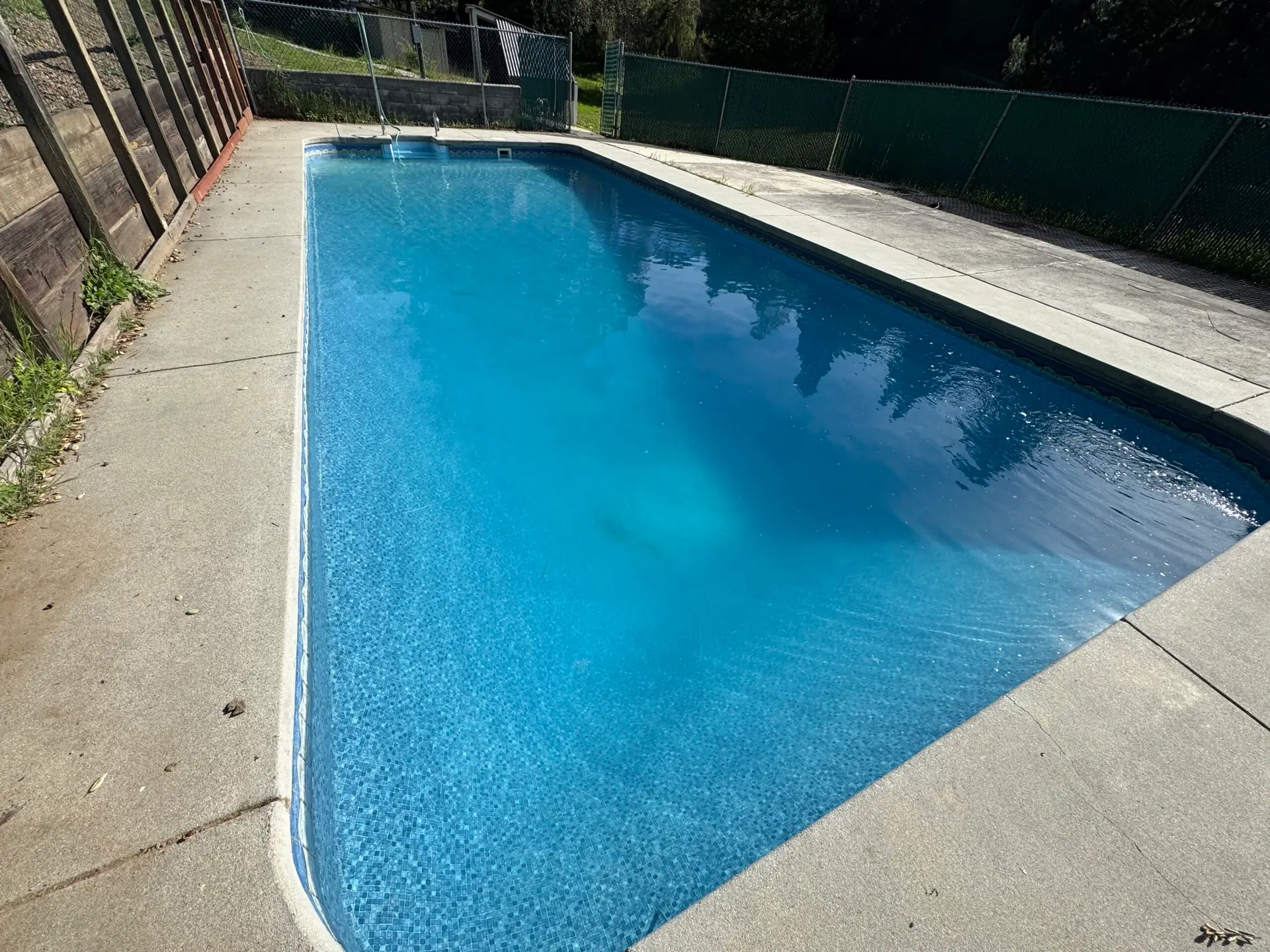 Pool drain and start-up service in Riverside, CA